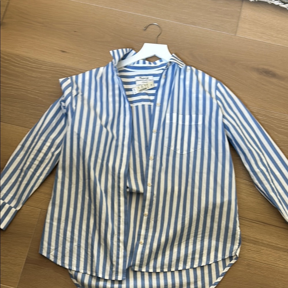 Blue Striped women’s oversized fit shirt. Brand new with tags